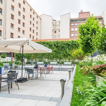 Catalonia Gran Via 4* Більбао