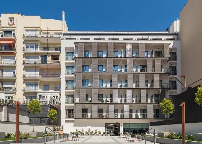 Catalonia Gran Via Готель 4*