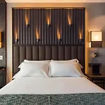Hotel Catalonia Gran Via 4*