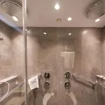Hotel Catalonia Gran Via 4*