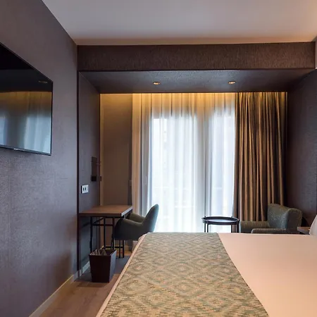 Catalonia Gran Via 4* Більбао