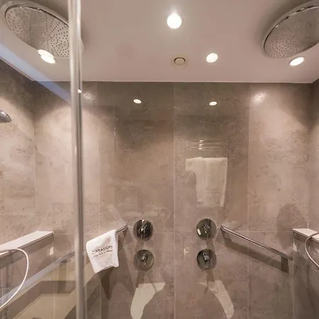 Hotel Catalonia Gran Vía 4*
