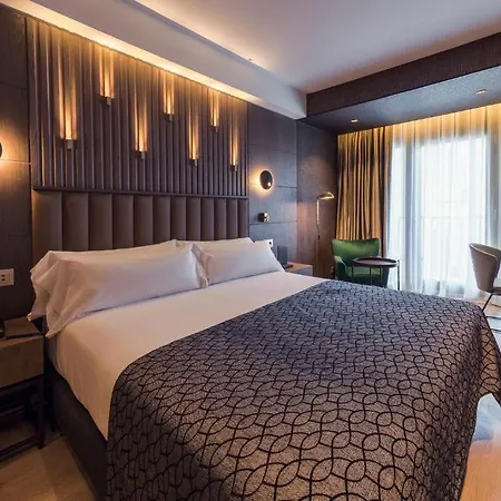 Hotel Catalonia Gran Vía Bilbau