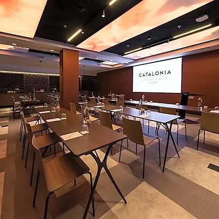 Catalonia Gran Via 酒店 4*