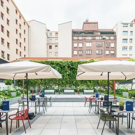 Catalonia Gran Via Hotel 4*