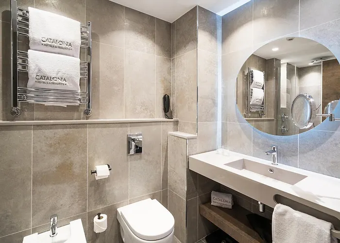 Catalonia Gran Vía Hotel