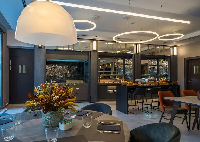 ホテル Catalonia Gran Via 4*