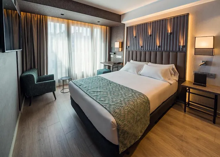 Catalonia Gran Via ホテル 4*