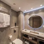 מלון Catalonia Gran Via 4*